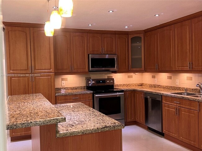 Foto del edificio - 2510 NW 116th Terrace