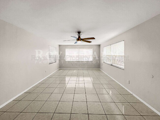 Foto del edificio - 3840 Edgewood Ave