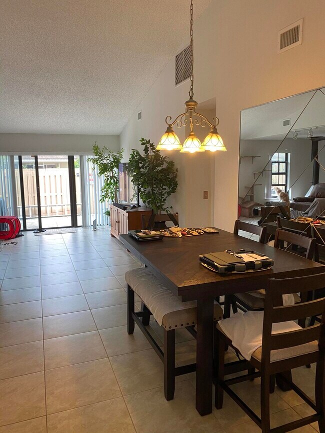 Foto del edificio - 7544  Nova Drive 23 Davie Fl 33317