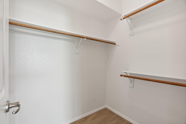Building Photo - 4925 E Desert Cove Ave