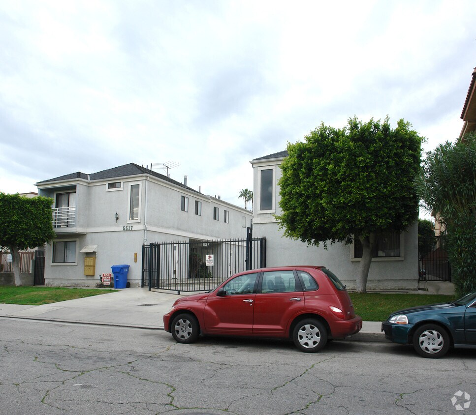 Primary Photo - 5517 Corteen Pl