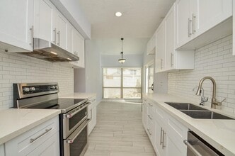 Building Photo - 12625 Memorial Dr