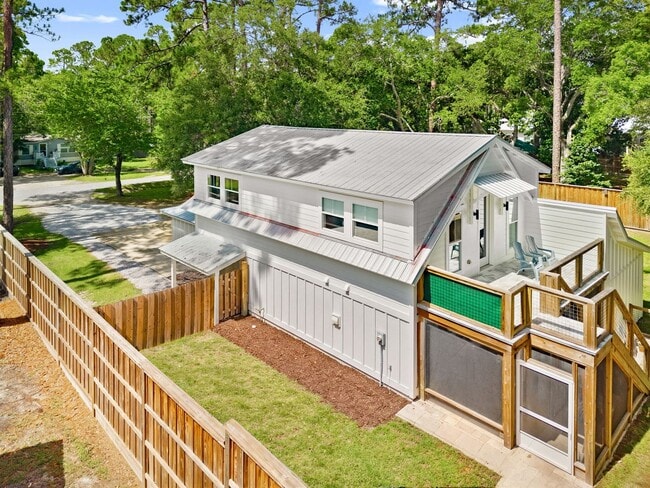 Building Photo - 52 Long Leaf Cir