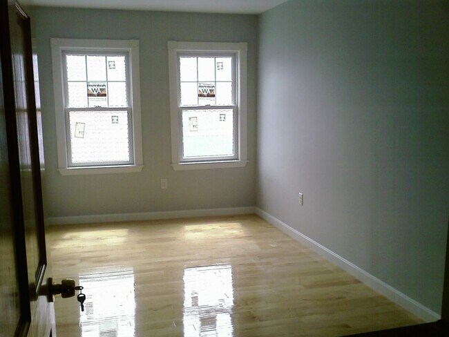 Building Photo - 1777 Commonwealth Ave