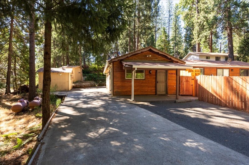Foto principal - 5291 Buckhorn Rd
