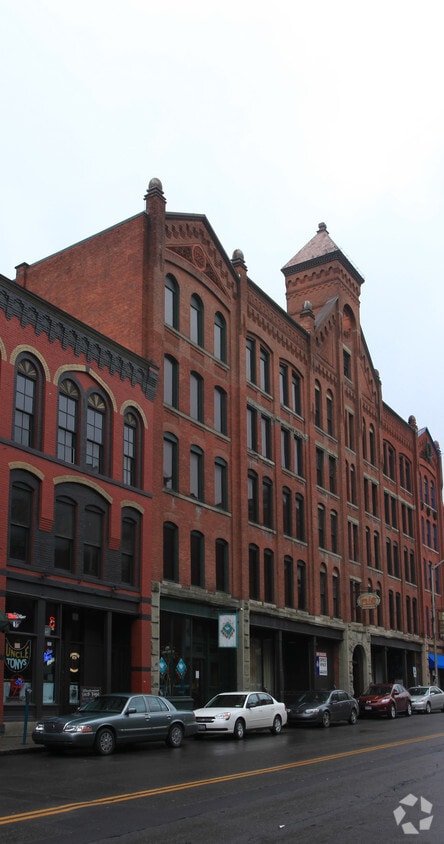 Building Photo - 81 State St.