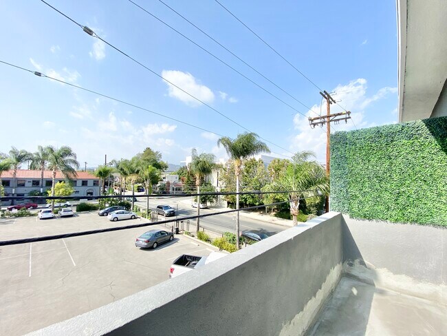 Foto del edificio - The Willoughby Luxury Apartments