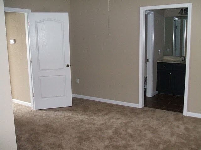 Building Photo - 4317 E Bekah Dr