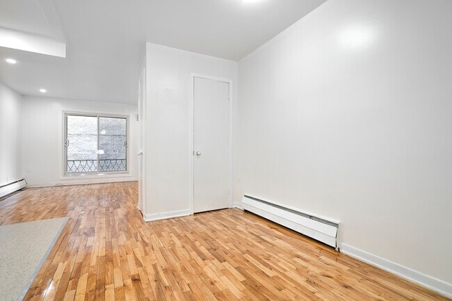 Plan d'étage - 2415 Avenue Madison