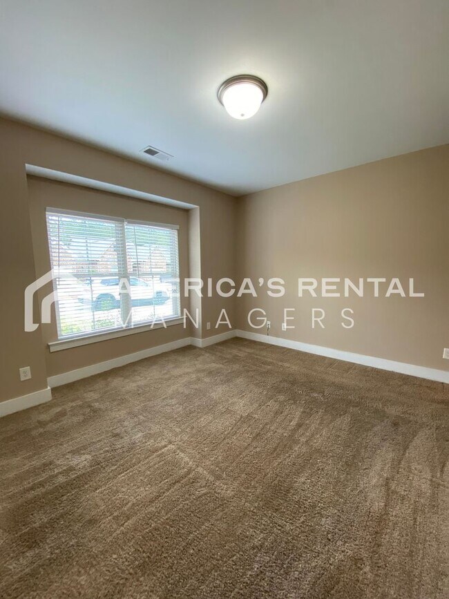 Foto del edificio - Home for rent in Lake Cyrus! AVAILABLE NOW...