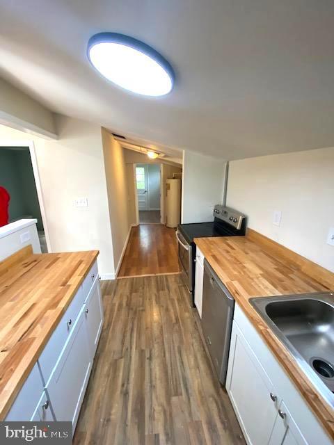 Foto del edificio - 4949 Bonniewood Dr