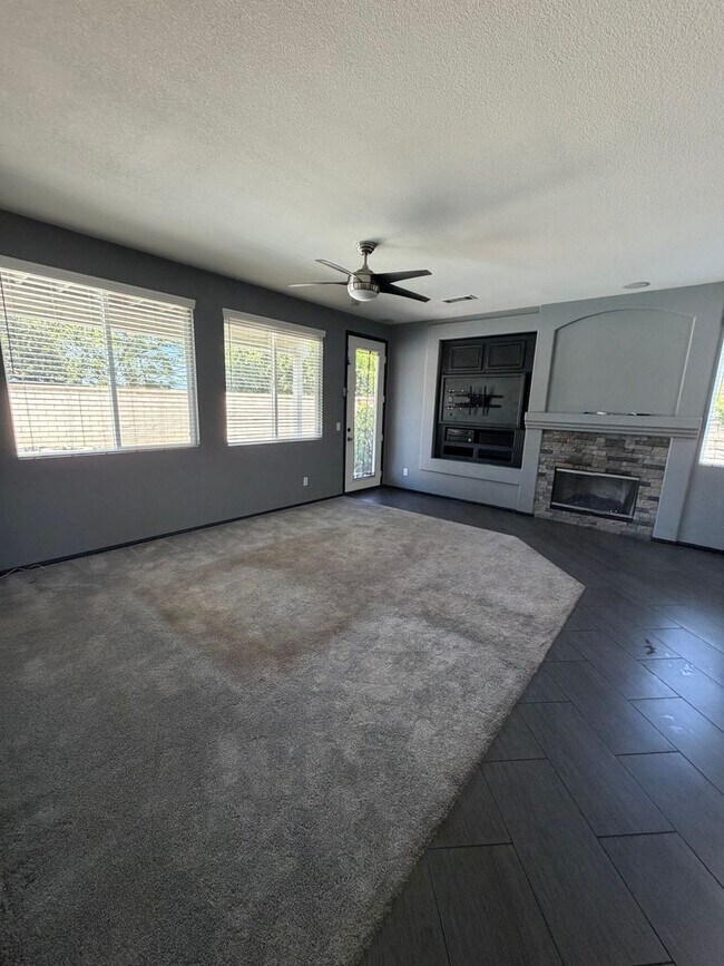 Building Photo - Spacious 4BR Pool Home w/ RV Parking & 3-Car Garage in Corona