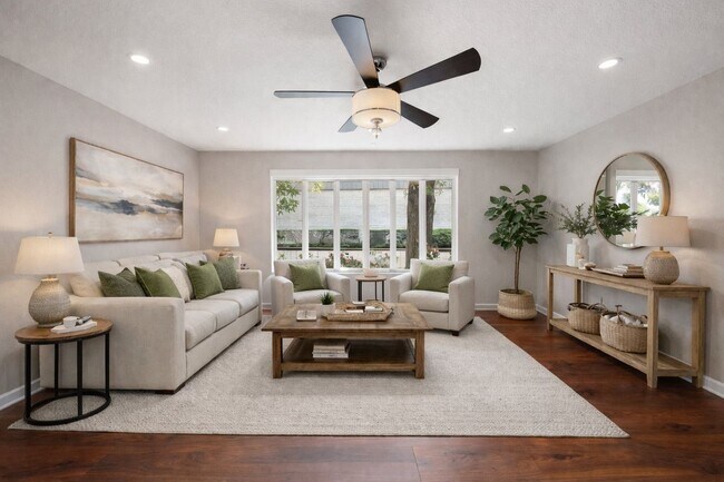 Foto del edificio - 8954 Chatsworth Dr