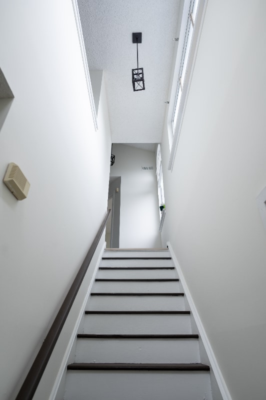 Building Photo - 526 Chanticleer