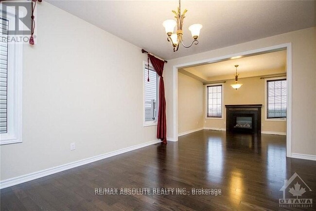 Building Photo - 111 Coriolis Ct