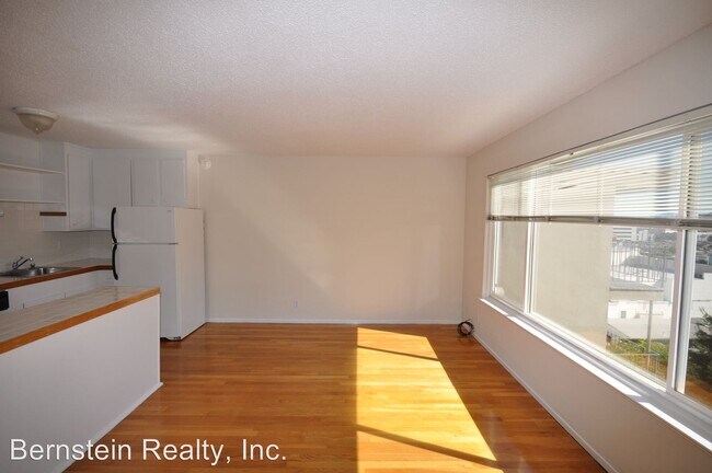 Building Photo - 1 br, 1 bath Apartment - 173 Haight St.