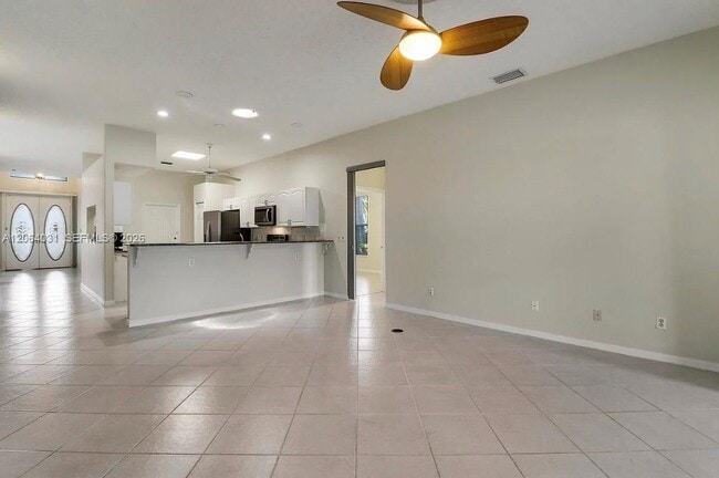 Building Photo - 2752 Barclay Ln