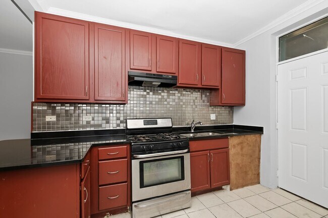 Building Photo - 7219 S Yates Blvd