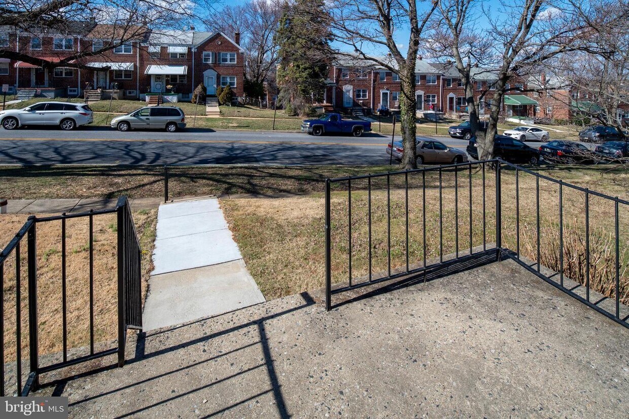 Primary Photo - 919 St Agnes Ln