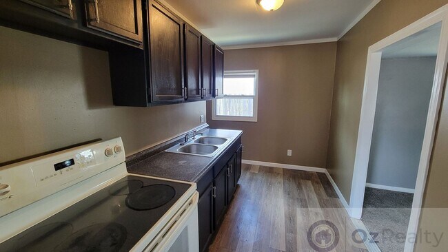 Foto del edificio - Charming Home in La Grange Neighborhood!