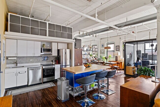 Foto del edificio - 429 N 13th St