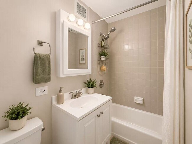 Foto del edificio - 1450 E 55th Pl