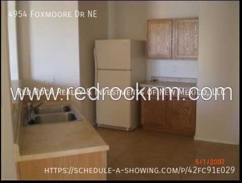 Foto del edificio - 4954 Foxmoore Dr NE