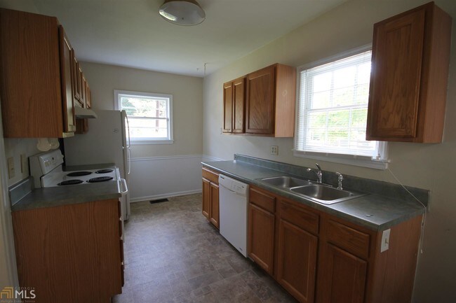 Foto del edificio - 2362 N Decatur Rd