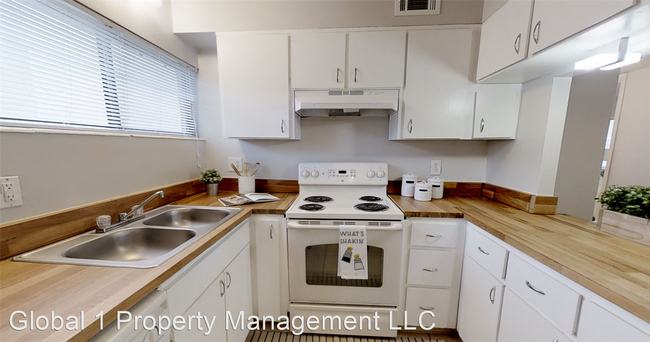 Foto del edificio - 2 br, 1 bath Apartment - 1108 S. Bartow Rd...