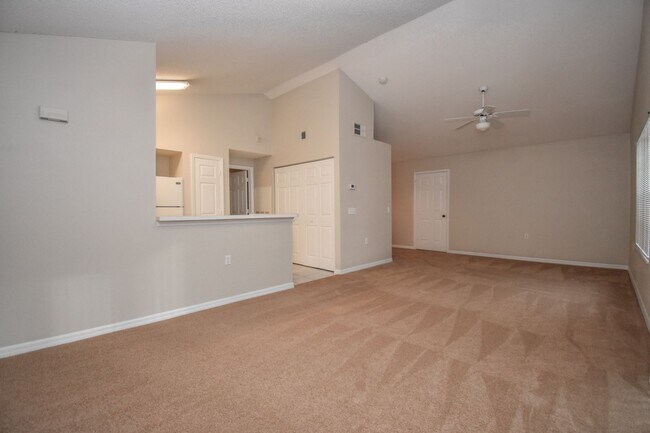 Foto del edificio - 10000 SW 52nd Ave