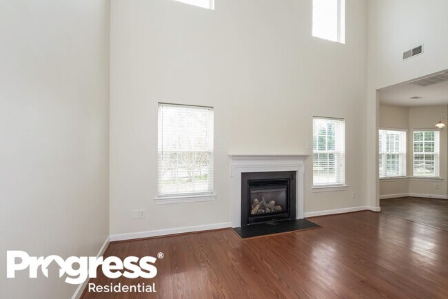Building Photo - 539 Meredith Court