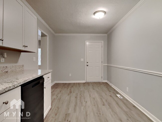Foto del edificio - 2180 Rockdale Dr NW