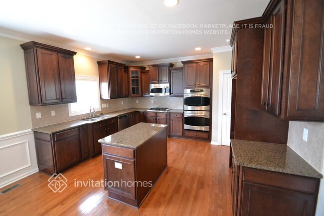 Foto del edificio - 8908 Valleymoon Ln