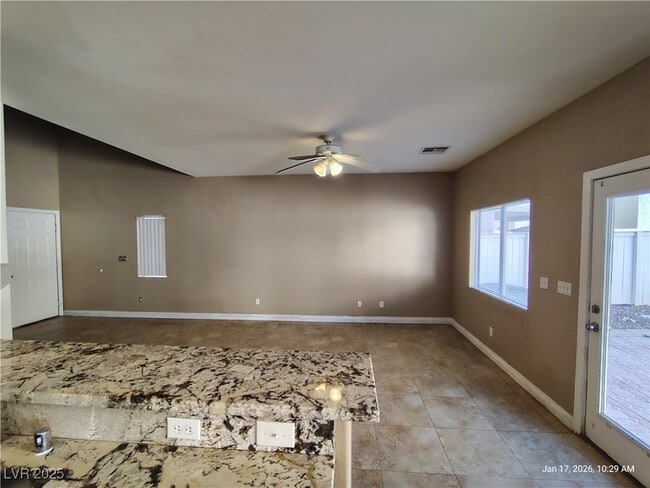 Foto del edificio - 5951 Gentleslope St