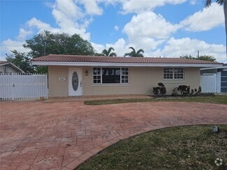 Building Photo - 8601 NW 16th St