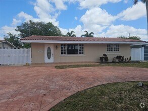 Building Photo - 8601 NW 16th St