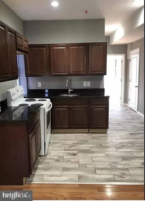 Building Photo - 5113 Chester Ave # 2