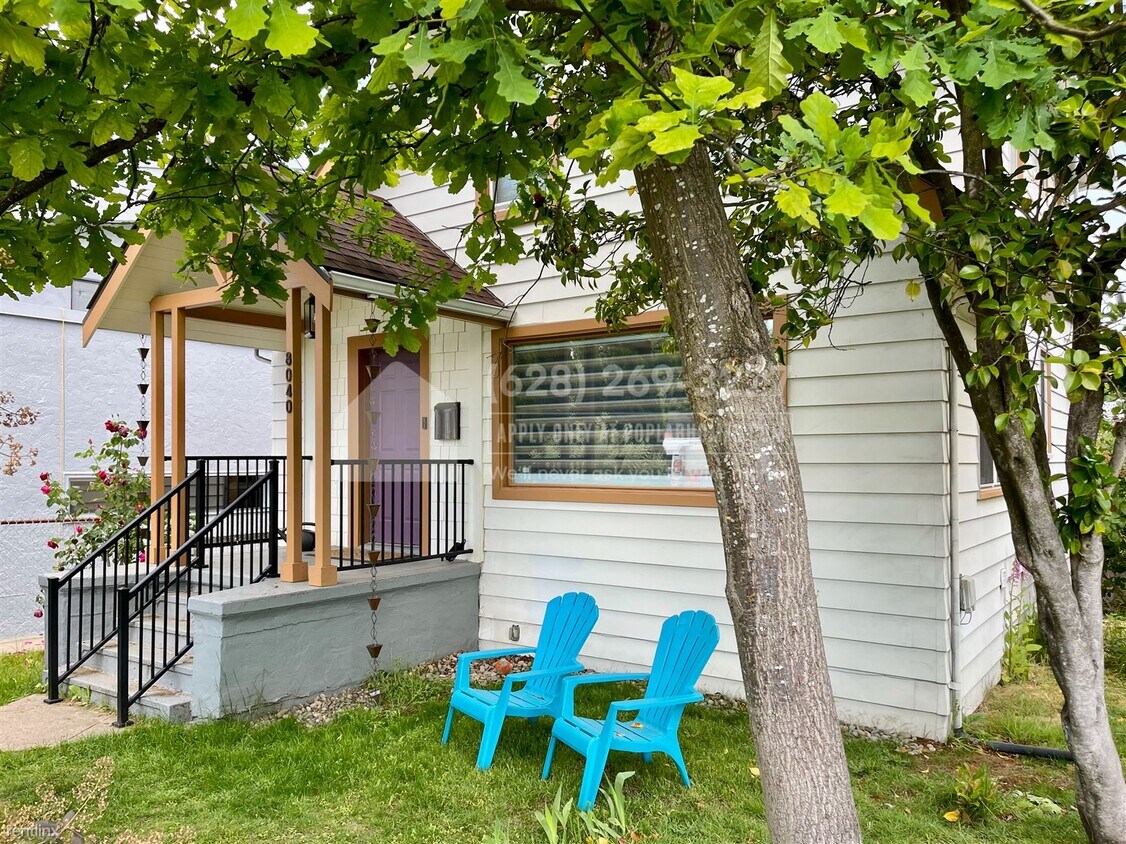 Foto principal - 2 br, 3 bath House - 8040 16th Ave NE -