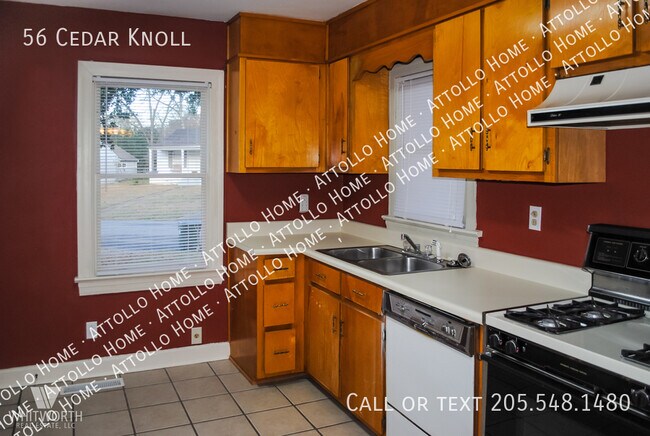 Building Photo - 2-Bed/1-Bath Home + Bonus Room, Huge Fence...
