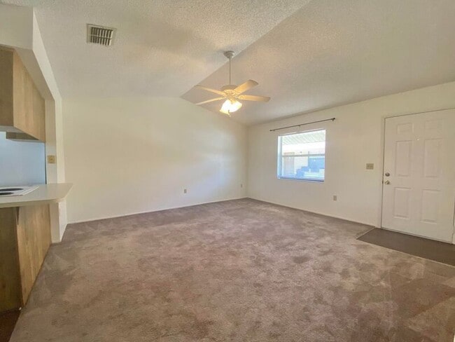 Building Photo - 3928 Spoonbill Ct