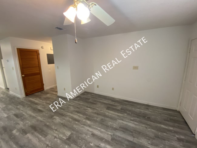 Foto del edificio - 2807 Bradford Pl NW