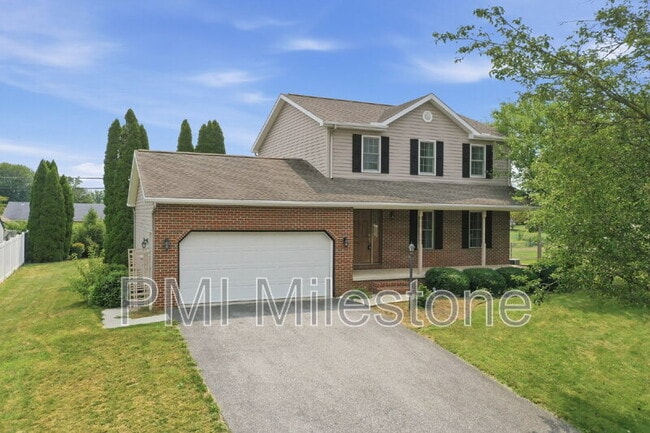 Building Photo - 233 Carmack Dr