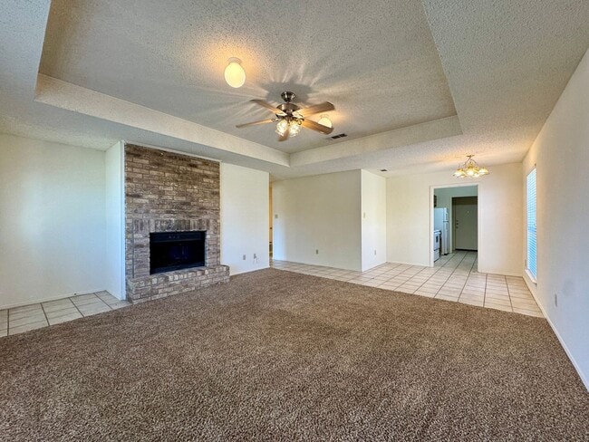 Building Photo - Duplex