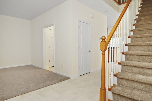 Building Photo - 2 Musket Ln