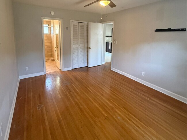 Foto del edificio - 2623 Vail Ave