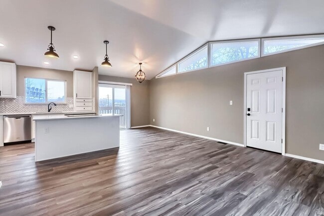 Foto del edificio - 5357 S Prescott St