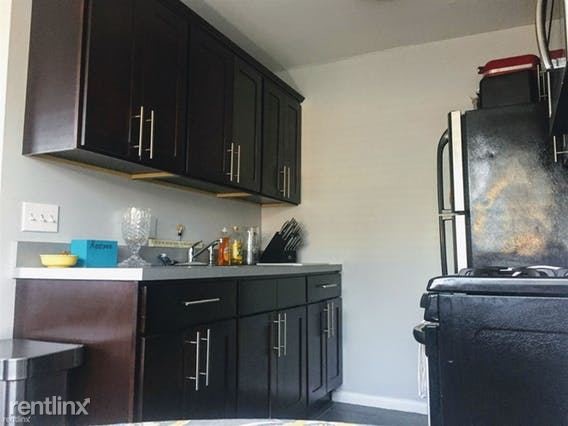 Foto del edificio - 616 W Walnut Ln