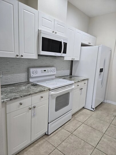 Foto del edificio - 632 Pinebranch Cir