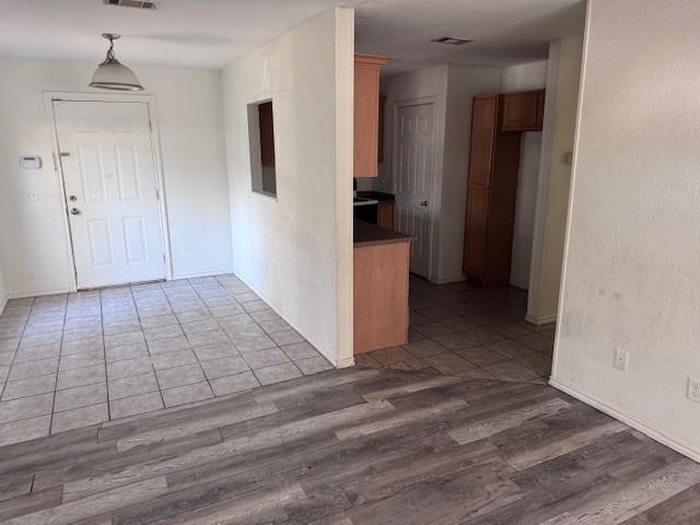 Foto del edificio - 2541-2551-2551 E Price St