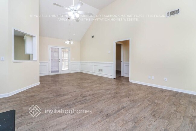 Foto del edificio - 39 Harbin Dr